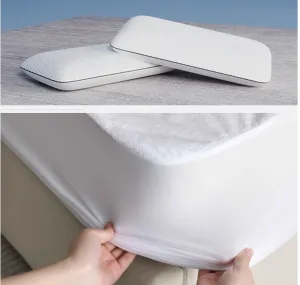 Bamboo Sleep Saver: Mattress Protector   2 Foam Pillows