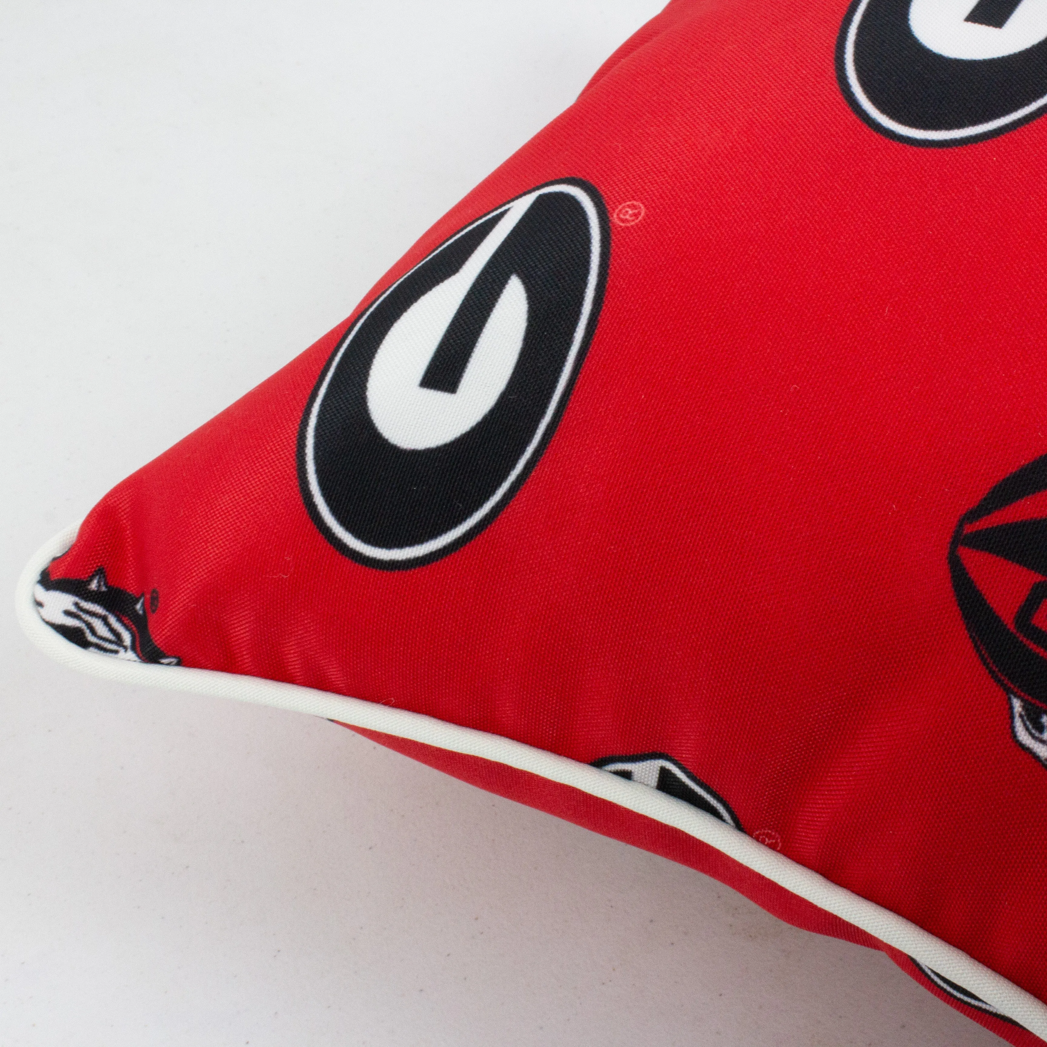 Georgia Bulldogs Outdoor Decorative Pillow