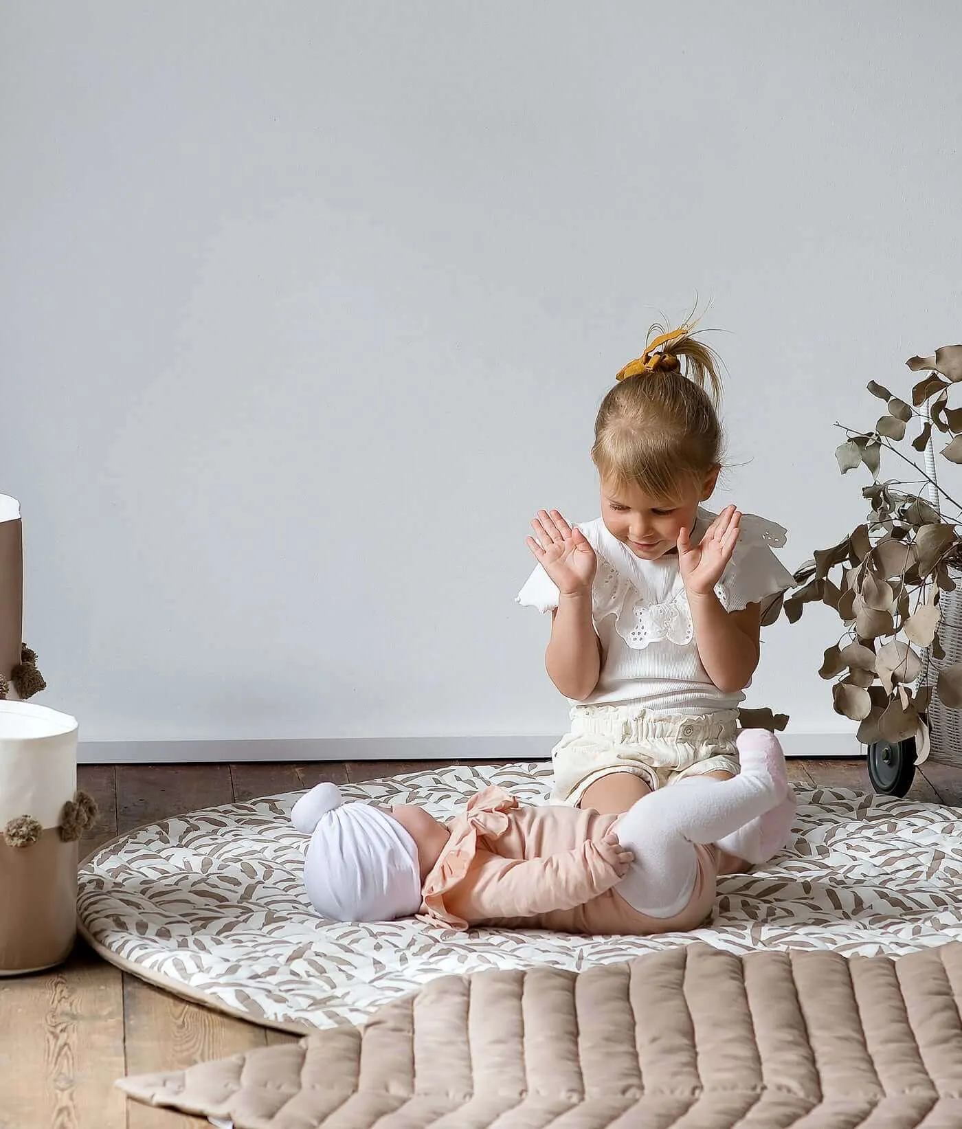 Quilted Cotton Reversible Playmats | Leaves - Tan