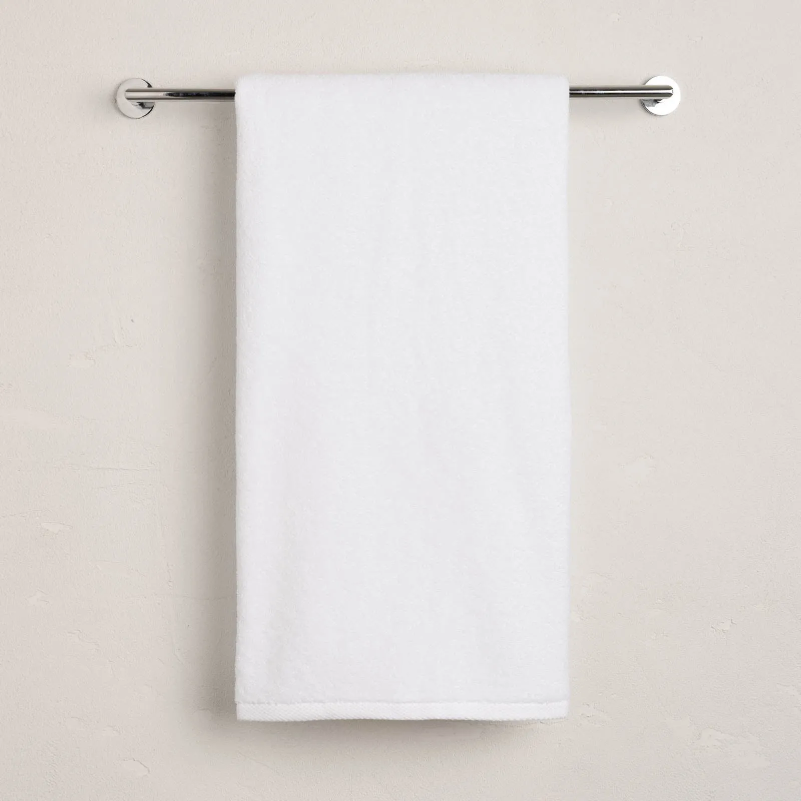 Signature Towels & Bath Mats