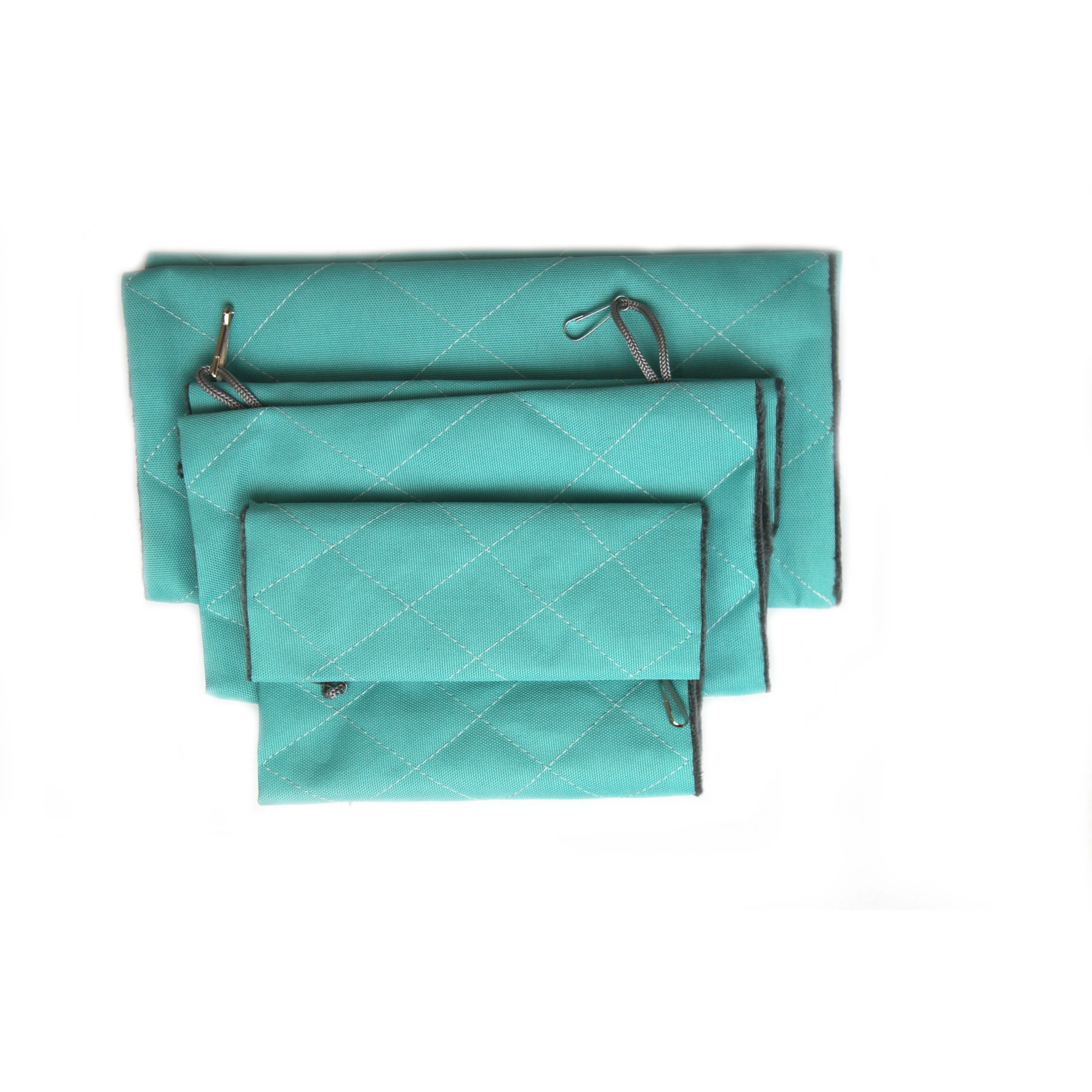 T&S Budgie Snuggler Bird Bed Turquoise Medium