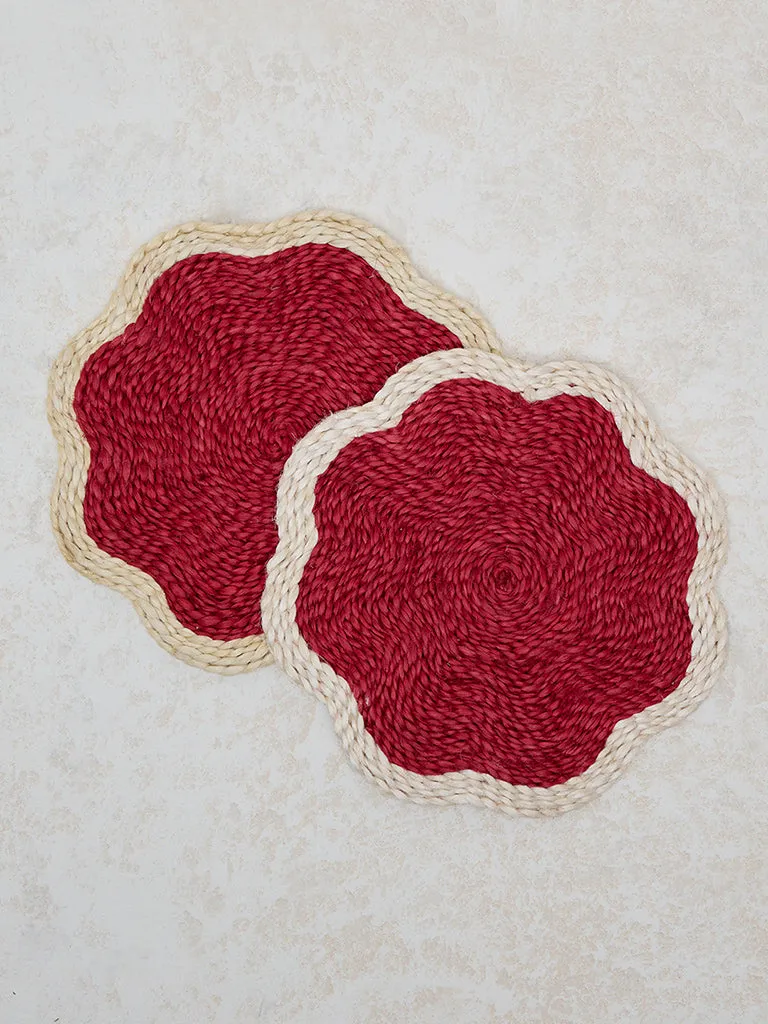 Westside Home Red Scallop Design Trivet (Set of 2)